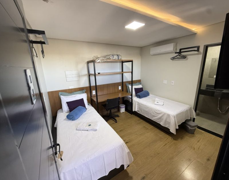 QUARTO 8 -SUITE- 2 CAMAS DE SOLTEIRO - 2