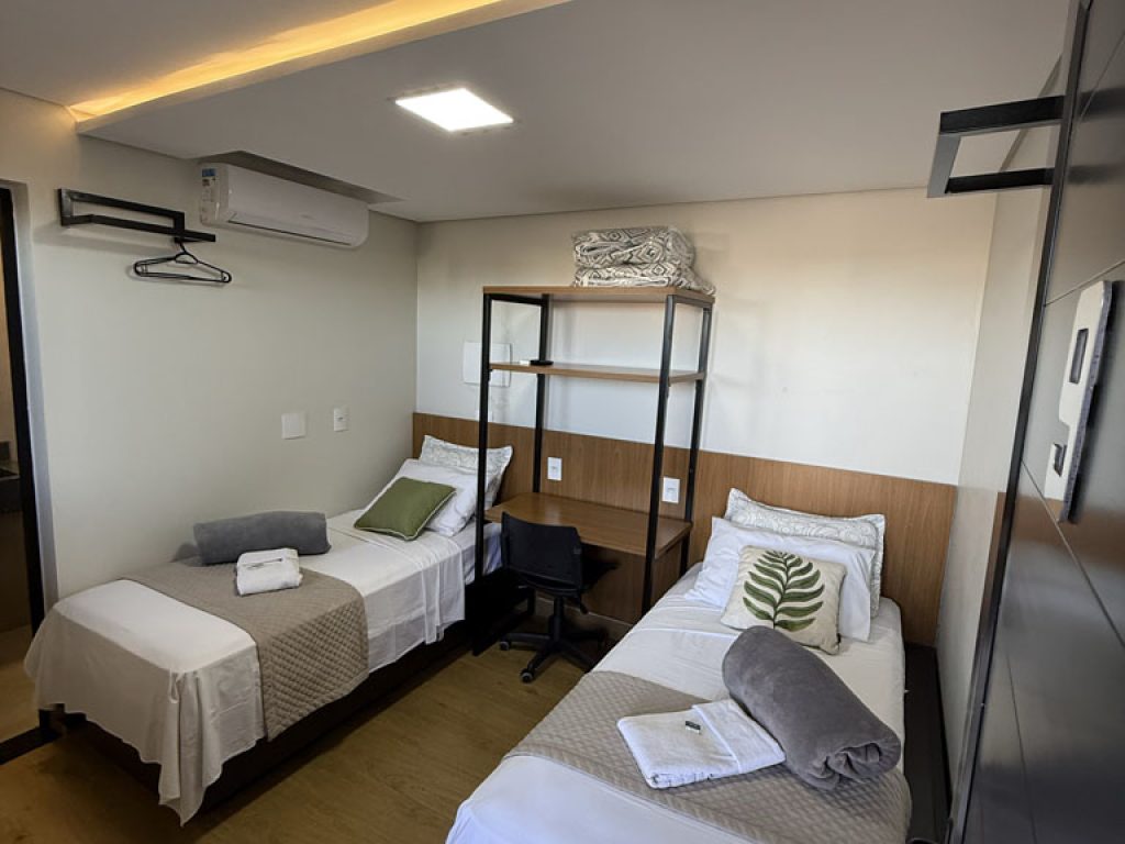 QUARTO 9 -SUITE- 2 CAMAS DE SOLTEIRO - 1