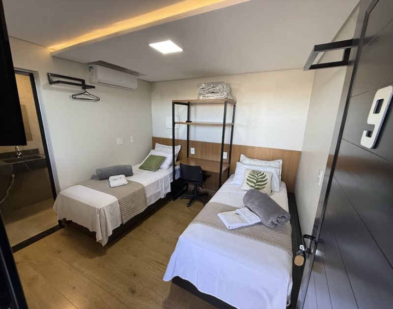 QUARTO 9 -SUITE- 2 CAMAS DE SOLTEIRO - 2